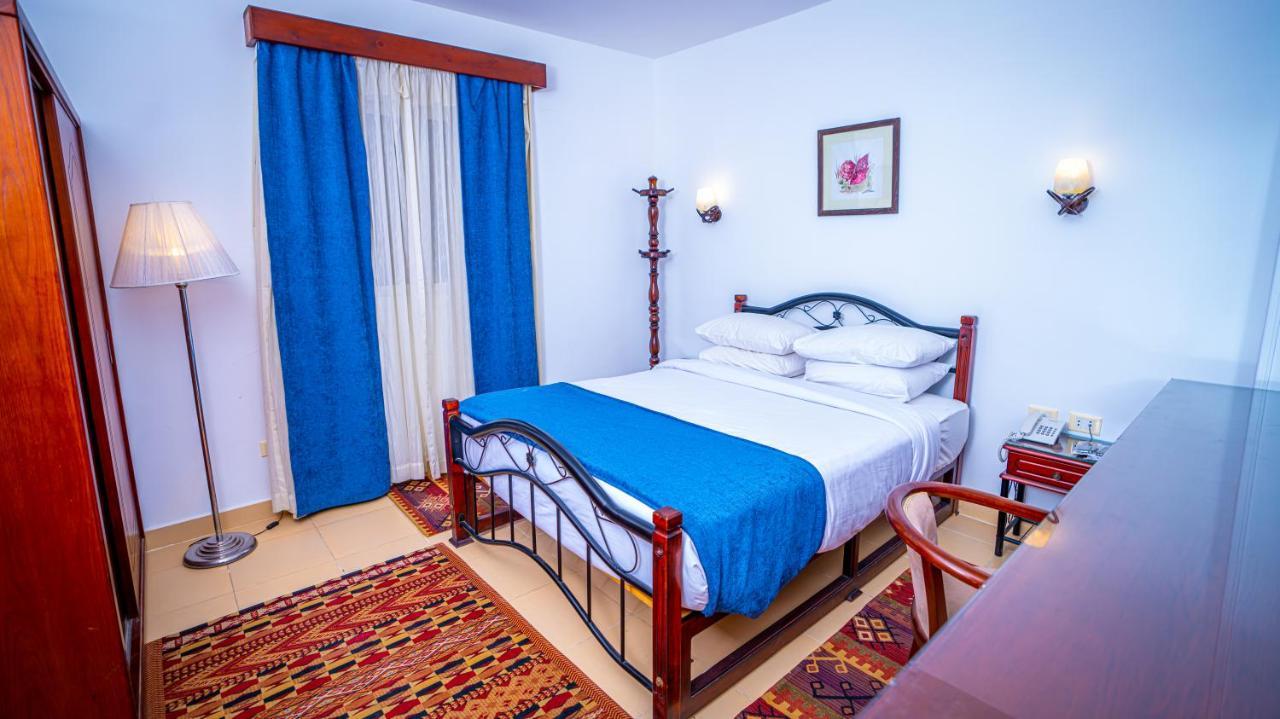 Marina Wadi Degla Hotel Ain Sukhna Exterior photo